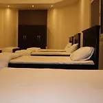 Hostel Budget Bunk