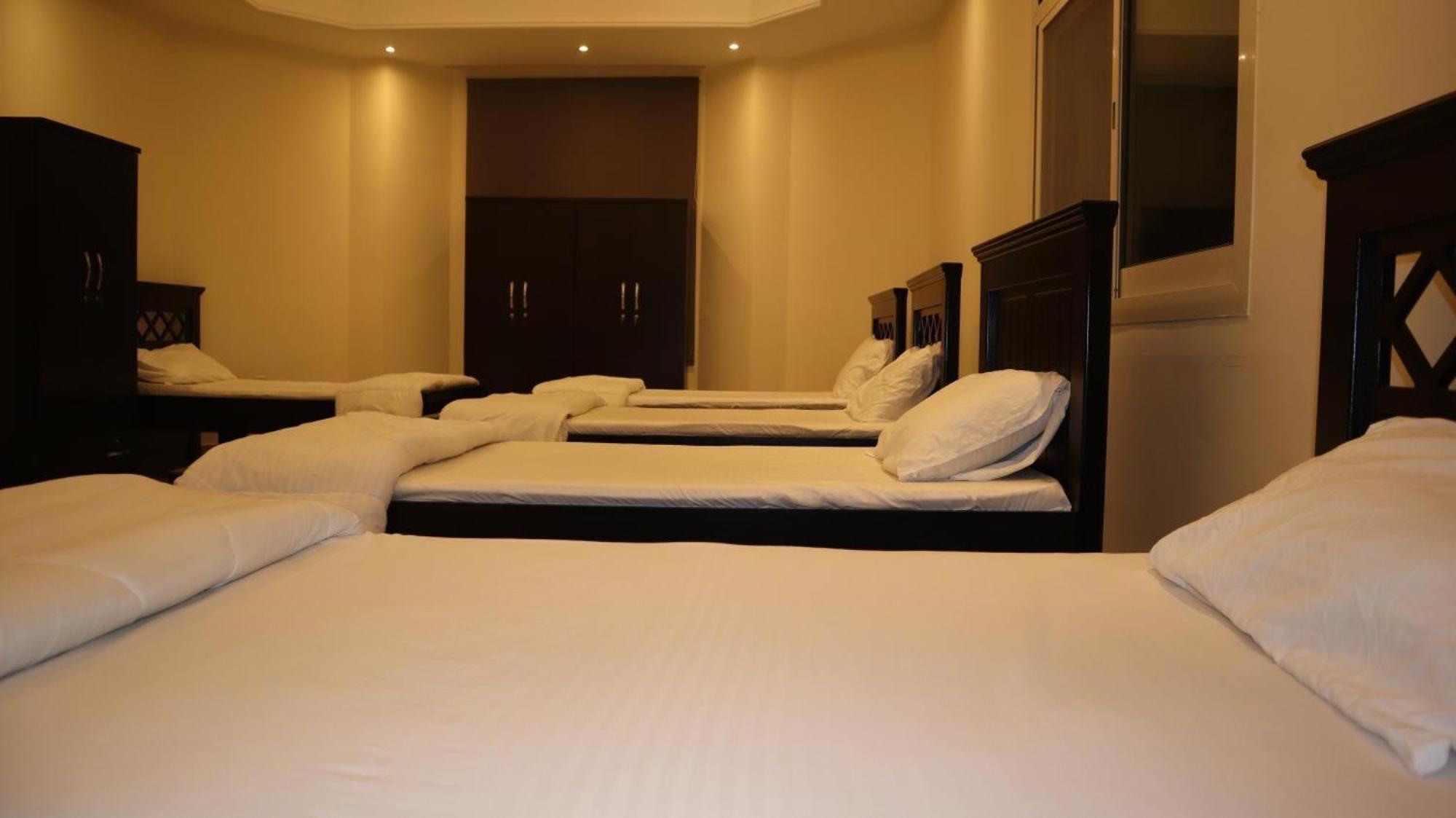 Hostel Budget Bunk Abu Dhabi